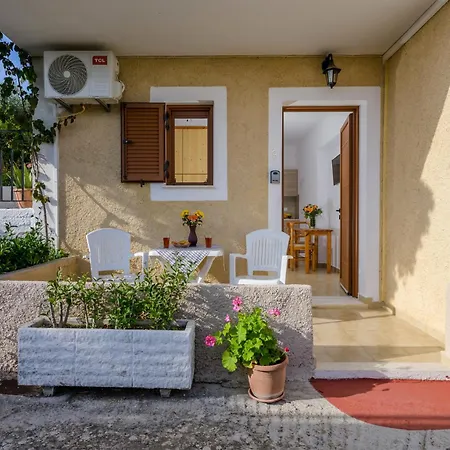 Buena Vista * Lourdata (Kefalonia)